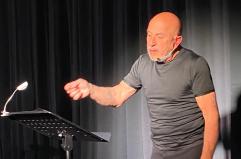 &laquo;The Man Jesus&raquo; a Trani: Roberto Ciufoli restituisce l&rsquo;umanit&agrave; di Cristo