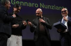 Checco Zalone premiato al Bif&st 2026: &laquo;Bellissimo, volevo proprio vederla Bari&raquo;