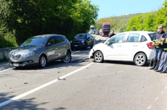 Miglionico, scontro tra tre auto sulla statale: un morto e due feriti