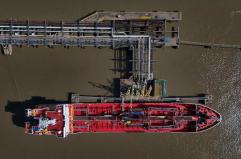 Hormuz riapre, progressi nei colloqui Usa-Iran mentre resta la tensione in Medio Oriente