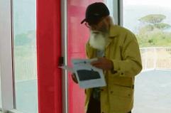 Centro Ilma a Gallipoli, sollievo per l'oncologo Serravezza: stop allo sciopero della fame e della sete