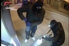 Cos&igrave; a Vercelli hanno incastrato la banda della marmotta: avevano assaltato anche un bancomat di Modugno I NOMI