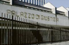 Contrabbando durante la missione della Marina, tutto da rifare: il processo si sposta da Brindisi a La Spezia