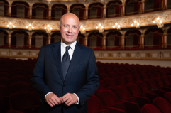 Bari, il sovrintendente Carusi risponde alle critiche del senatore Marti: &laquo;Io in prima fila per il Petruzzelli&raquo;