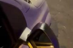 Bari, Natale all'Umbertino. &laquo;L'auto dei miei nonni distrutta da chi ha festeggiato saltando sul tettuccio&raquo;VD