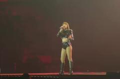 Annalisa accende Bari con uno show «di fuoco»: sogni, simboli e metamorfosi trascinano il PalaFlorio in un viaggio di energia