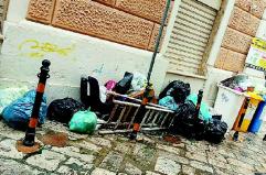 Brindisi, «La tassa sui rifiuti non si abbassa posizionando una ventina di cestini»