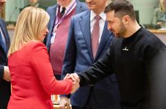 L'editoriale di Bruno Vespa: «La linea politica sull'Ucraina premia il governo ma fa tremare il campo largo»