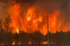 Il Canada colpito dagli incendi, distrutte 100 case a Terranova