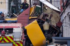 Si schianta storica funicolare a Lisbona: 15 morti, tra i feriti anche un'italiana