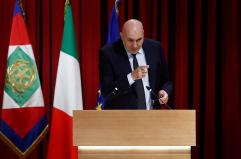 Difesa, hackerato l'account su X del ministro Crosetto