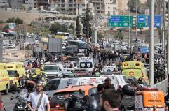 Attentato a Gerusalemme, quattro morti a una fermata del bus
