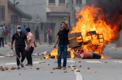 Si è dimesso il premier del Nepal dopo le violente proteste