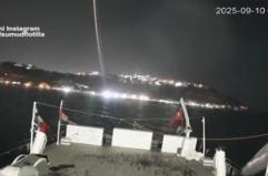 Flotilla, un'altra barca colpita da un sospetto raid con drone