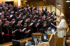 l Papa ai vescovi, 'gli abusi del clero vanno affrontati'