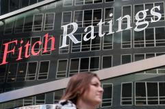 Fitch taglia rating della Francia a 'A+', outlook stabile