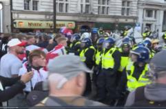 Londra, momenti di tensione alla marcia di estrema destra