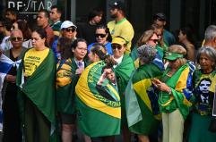 Bolsonaro lascia i domiciliari per le cure in ospedale