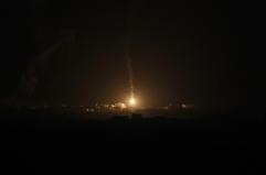 Potenti attacchi su Gaza city, '37 raid in 20 minuti'