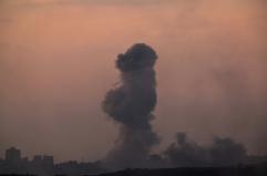 Fonte Israele, Idf sta attaccando con forza Gaza city