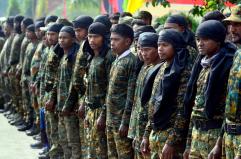 I ribelli maoisti indiani annunciano la fine dei combattimenti