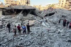 Raid israeliani su Gaza: "Abbiamo tirato fuori corpi di bambini a pezzi"