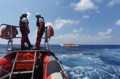 Oim, 50 rifugiati morti nell'incendio di una barca a largo Libia