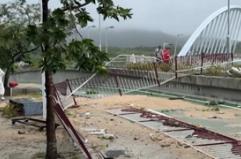 Il tifone Ragasa flagella Hong Kong, danni e forti disagi nell'isola