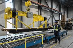Lavoro perde centralità per metà italiani, 54% vuole aumento