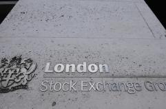 Borsa: l'Europa conclude piatta, Londra +0,1%