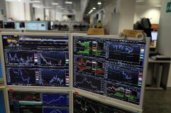 Lo spread tra Btp e Bund chiude in calo a 81 punti