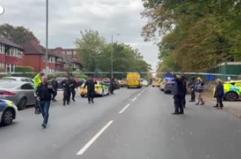 Manchester, attacco con coltello davanti a una sinagoga: tre morti compreso l'aggressore