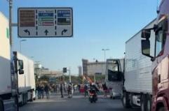Sciopero pro Pal a Livorno, bloccato l'accesso al porto e stop a traffico commerciale