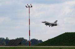 Massiccio attacco russo sull'Ucraina, in volo jet polacchi