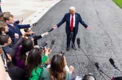 Trump, buona idea Putin di estendere accordo armi nucleari