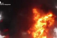 Ucraina, nella notte incendi nel nord del Paese dopo gli attacchi russi: morti e feriti