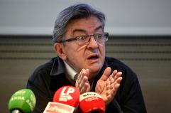 Mélenchon, ora valutare mozione destituzione Macron
