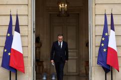 Macron affida a Lecornu negoziati dell'ultima chance, ha 48 ore