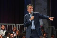 Renzi, assurdo che centrosinistra non sia in piazza per Giani