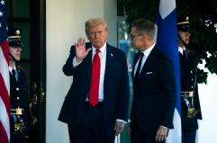 Trump, la Spagna forse dovrebbe essere espulsa dalla Nato