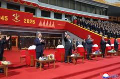 In Corea del Nord una parata militare per l'80° del Partito