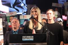 Ivanka alle famiglie degli ostaggi, 'Trump è sempre con voi'