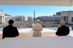 Il Papa, attenti alle strumentalizzazioni della fede
