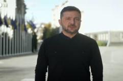 Zelensky: "Colloqui con Trump e Macron per rafforzare difesa aerea e armi"