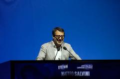 Salvini, giovani a sinistra fanno casino, noi li candidiamo