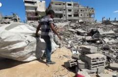 Gaza citta' fantasma, si montano le tende tra le macerie