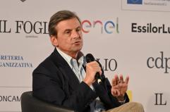 Calenda, non andremo né a destra, né a sinistra