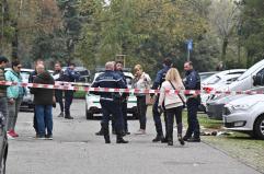 Donna ferita al volto con un coltello a Milano, è grave