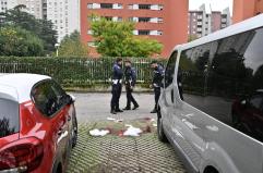 Donna accoltellata in strada a Milano, preso l'ex marito