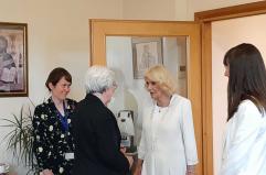 Camilla alle sorelle dedite a donne nel mondo, 'mi sento umile'